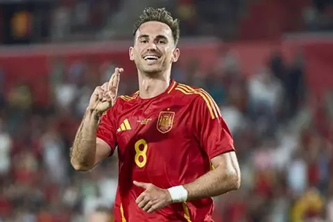 رومانو: رويز يدخل قائمة اهتمامات النصر السعودي